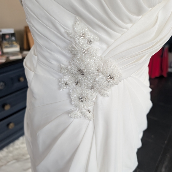 Creamy Chiffon Wedding Dress - Picture 6 of 6